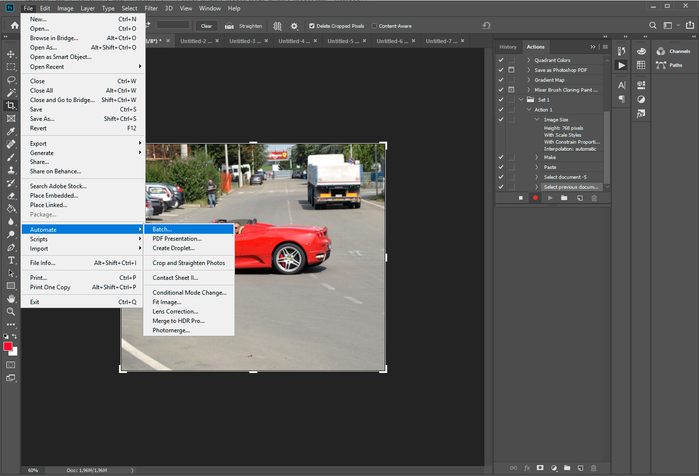 Rajata kuvia Adobe Photoshopissa.